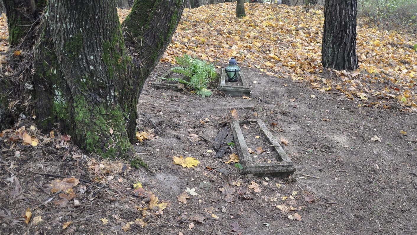 Pracownicy Instytutu Pamięci Narodowej zakończyli tegoroczne prace na cmentarzu ewangelickim w Suwałkach