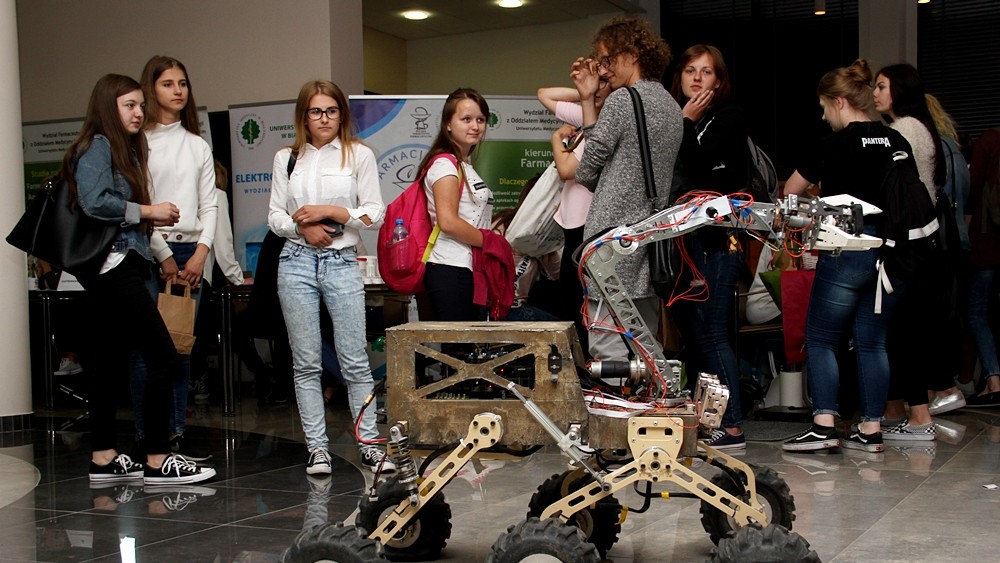 "Algorytmy_Rzeczywistości" - to hasło tegorocznej, 17. edycji Podlaskiego Festiwalu Nauki i Sztuki