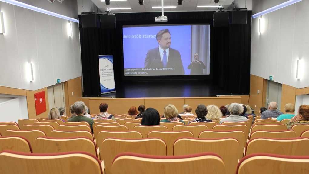 W Sejnach rozmawiano o formach agresji wobec osób starszych