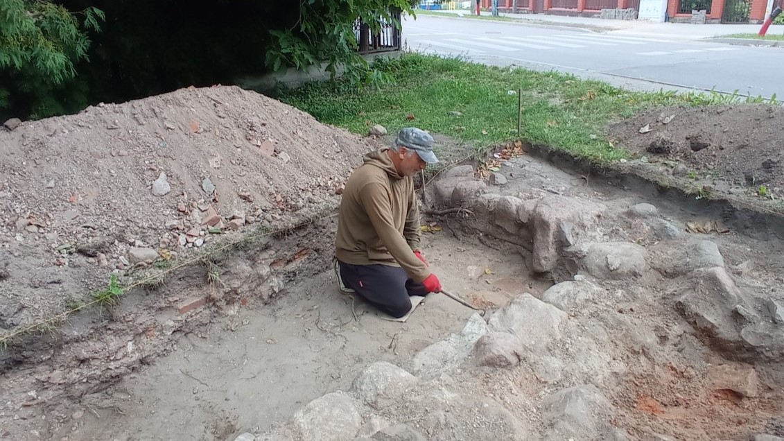 Trzeci etap wykopalisk w centrum Sejn