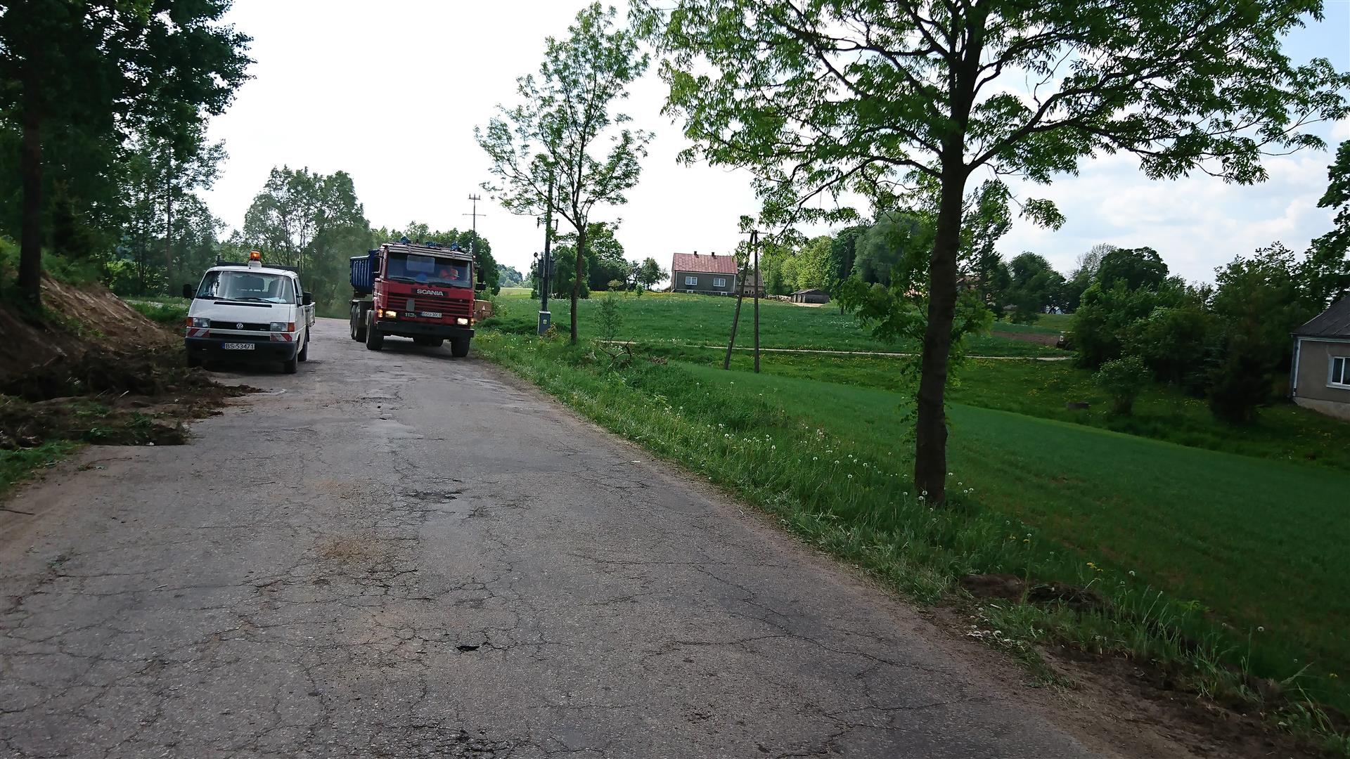 Przebudowa dwóch dróg w północnej części powiatu oraz remont mostu na rzece Szczeberce