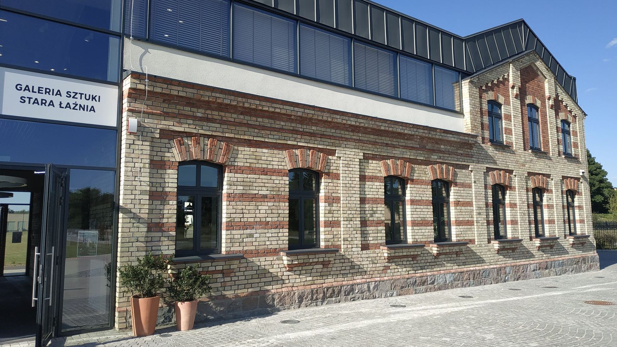 Czy w Suwałkach powinna powstać osobna galeria poświęcona tylko sztuce współczesnej?
