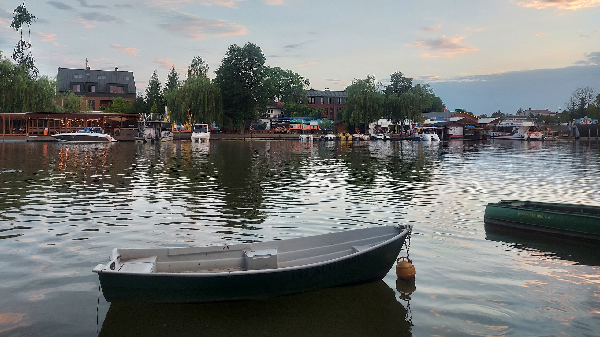 Jesień nad Kanałem Augustowskim. Piknik na zakończenie sezonu