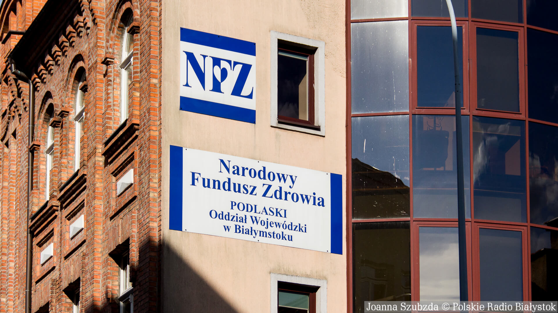 Podlaski NFZ uruchamia domową rehabilitację pocovidową i w gabinetach fizjoterapii