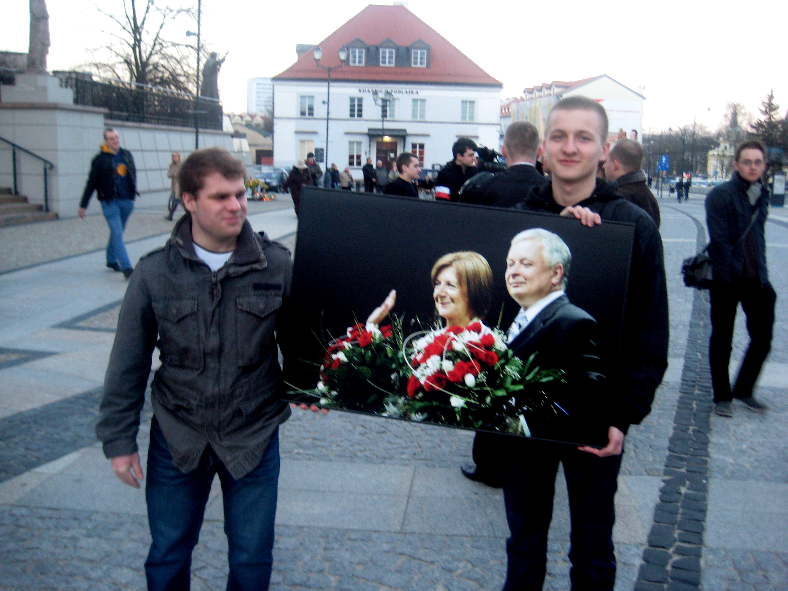 Smoleńsk - 6 lat później. W rocznicę katastrofy.