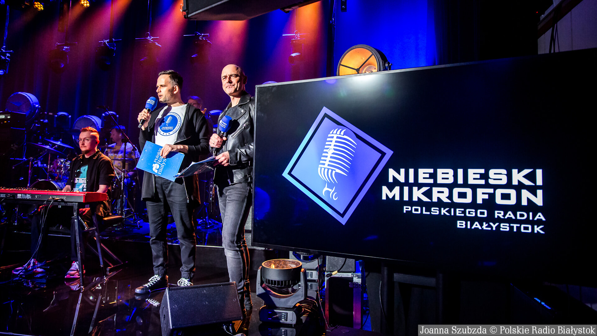 Zgłoszenia do Niebieskiego Mikrofonu - tylko do końca grudnia