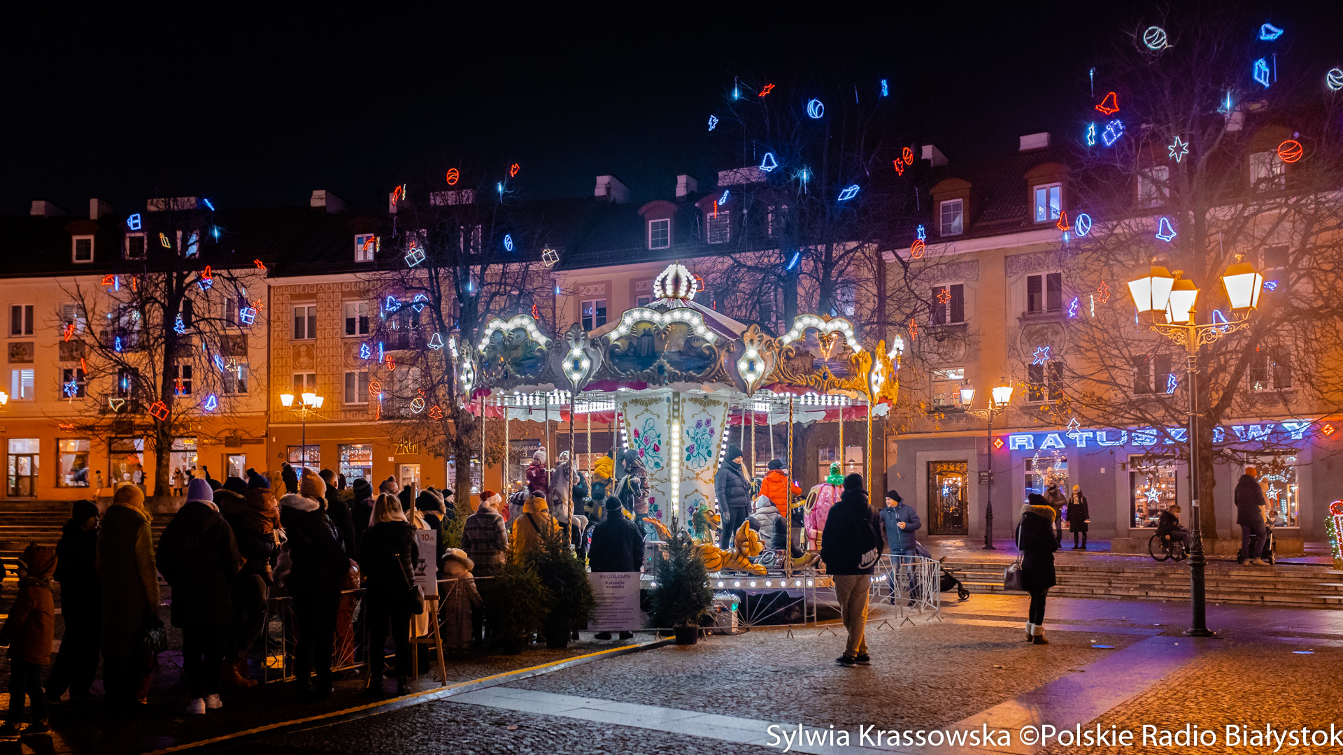 Rozpoczął się Jarmark Świąteczny w Białymstoku - "Poczuj magię świąt" [zdjęcia]