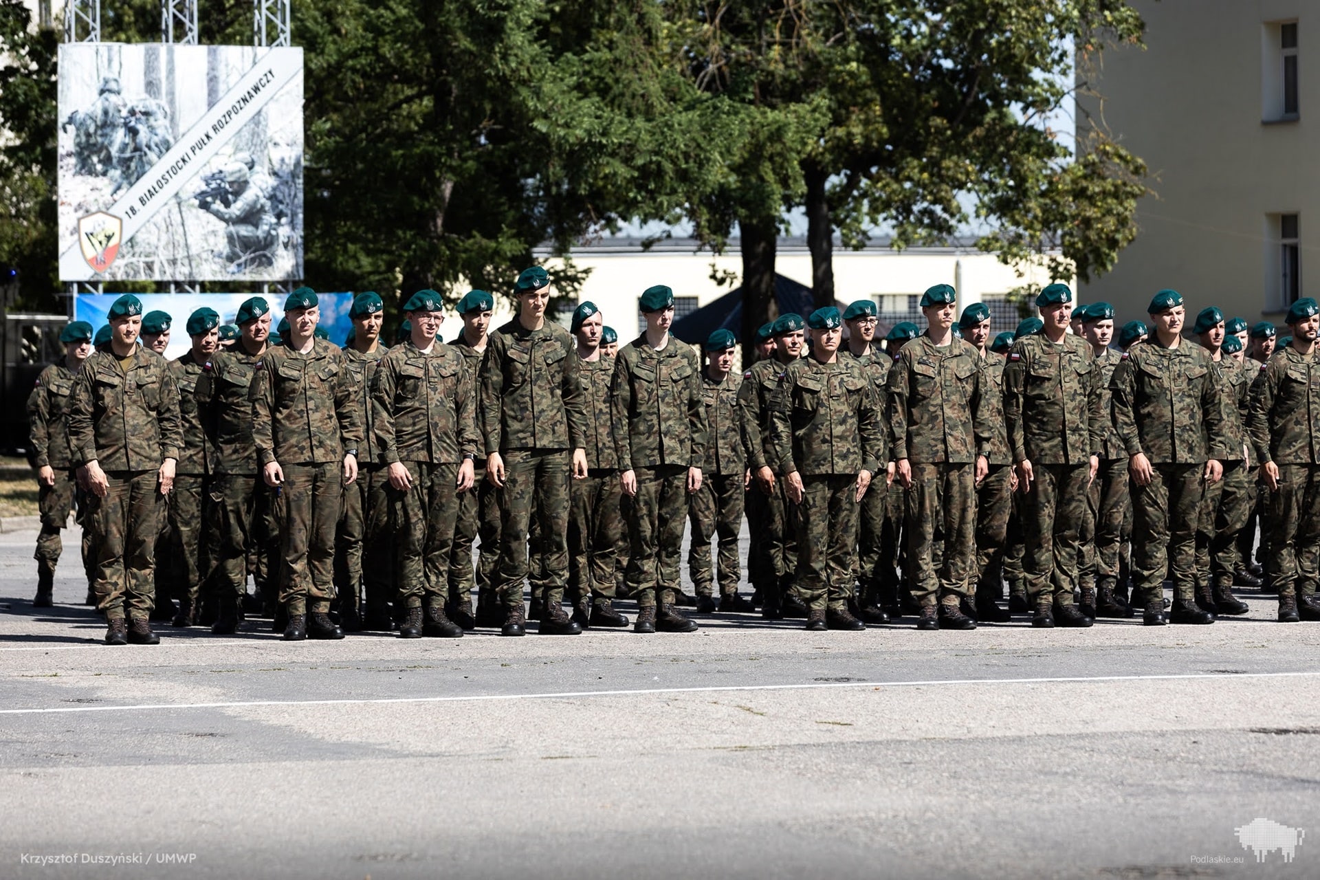 Tymczasowe obozowisko kontenerowe w Białymstoku - to nowa jednostka 1. Dywizji Piechoty Legionów