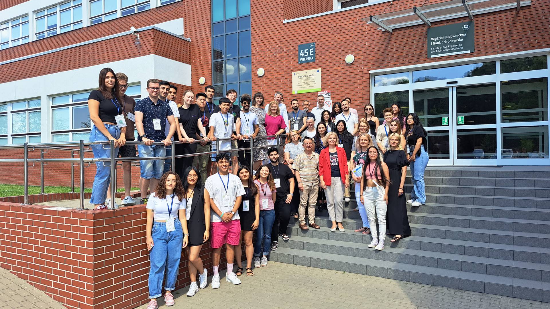 Studenci z Polski i zagranicy biorą udział w letniej szkole na Politechnice Białostockiej