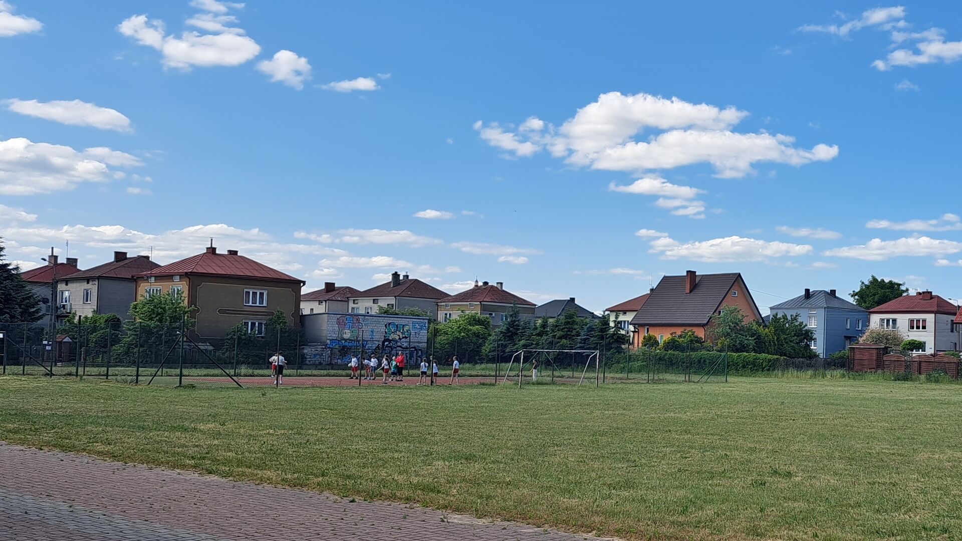 Przy szkołach podstawowych w Mońkach powstaną kompleksy sportowe