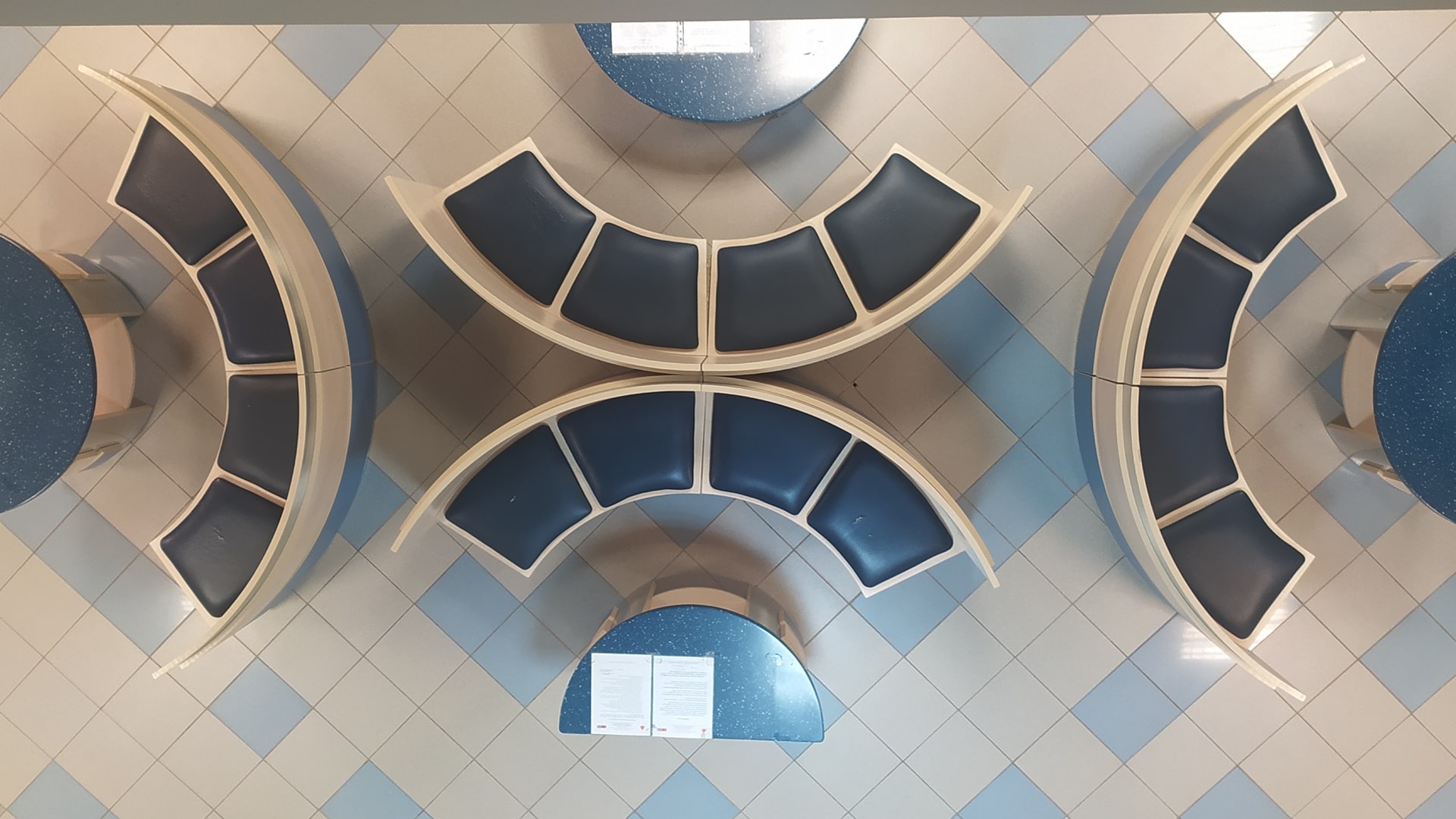 Mniej dawców odwiedza w okresie wakacyjnym białostockie centrum krwiodawstwa