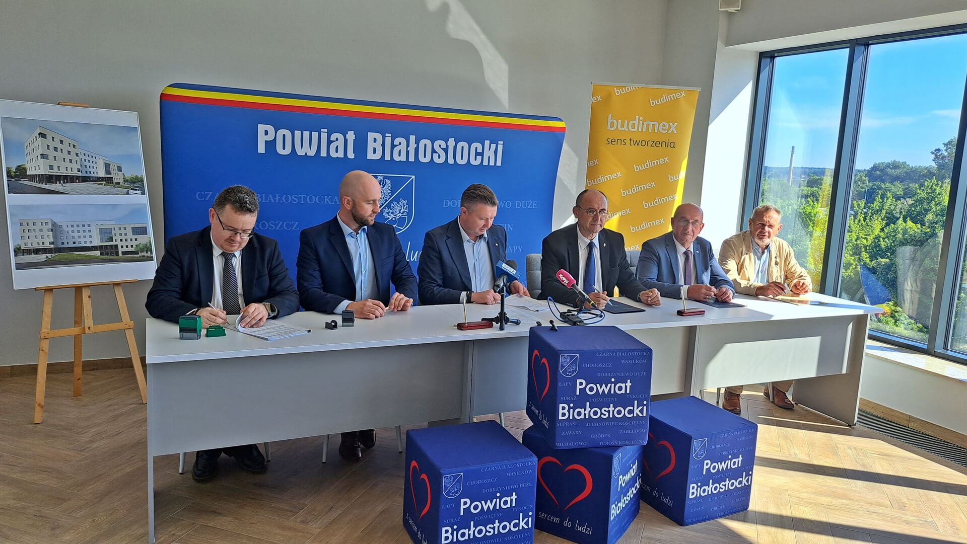 Powiatowy Urząd Pracy w Białymstoku i biuro paszportowe zmienią siedziby