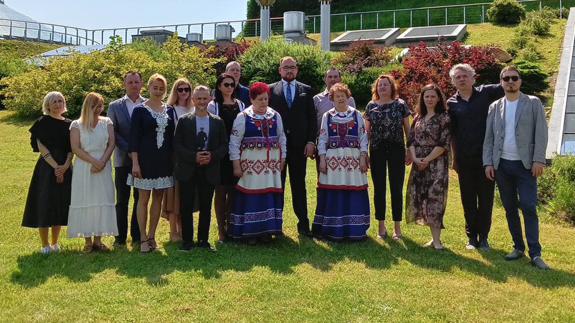 Podlaskie stowarzyszenia i koła gospodyń wiejskich otrzymały pieniądze na projekty związane z pszczelarstwem