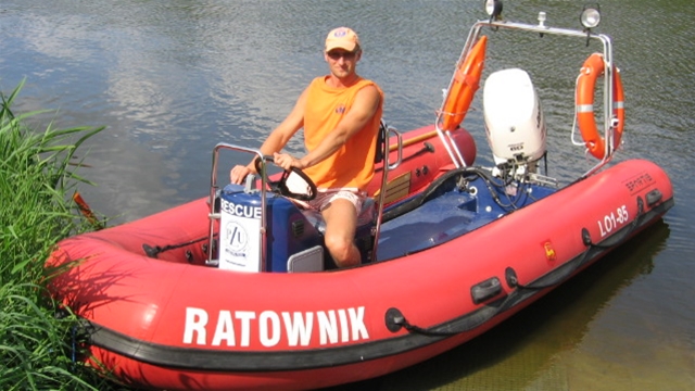 Łomżyńscy ratownicy odebrali nową łódź ratunkową