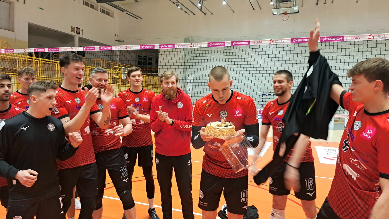 1. liga siatkarzy: REA BAS Białystok pokonuje Chrobrego Głogów 3:1 i wraca na zwycięską ścieżkę