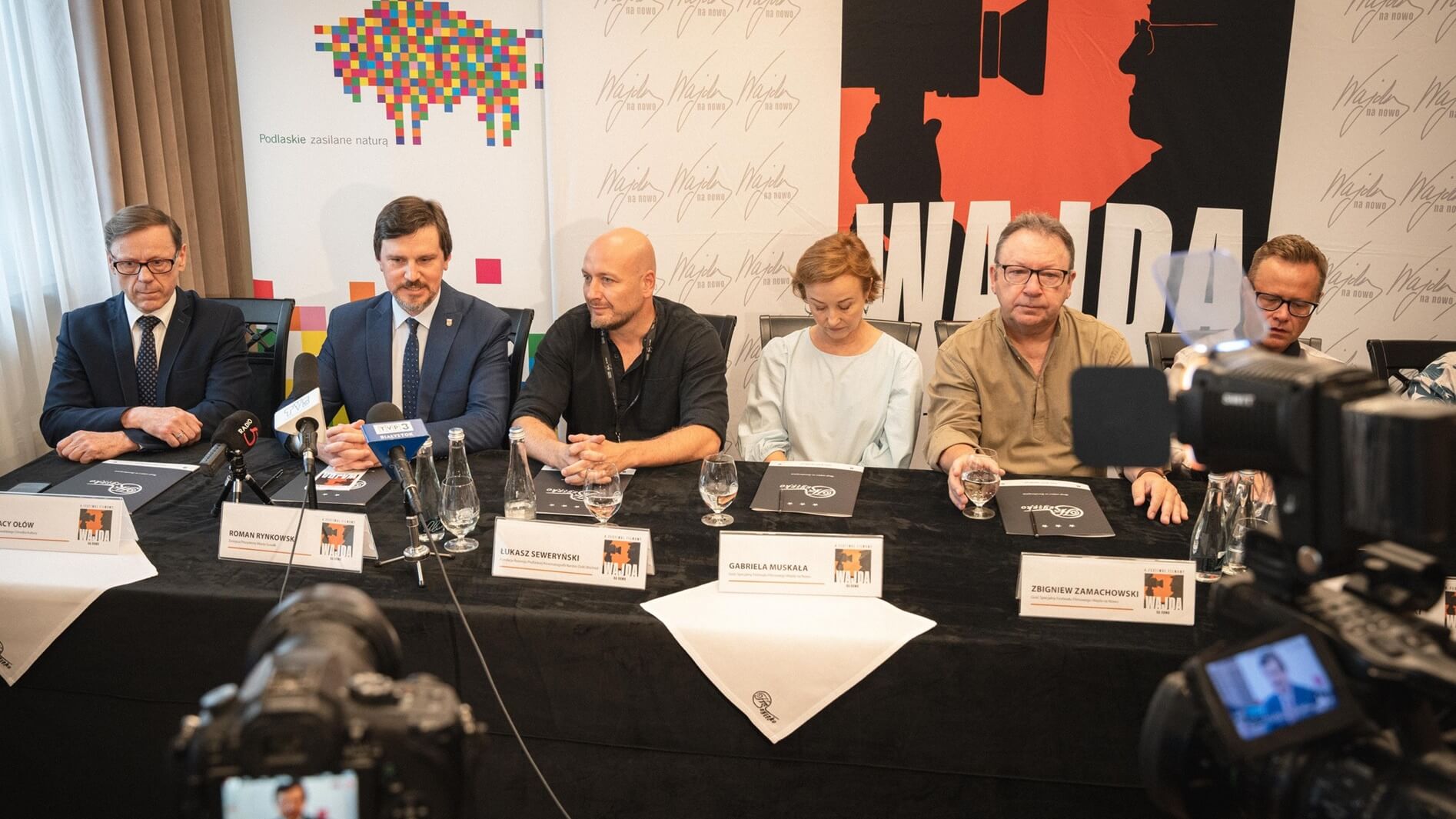 Wystawy, spotkania, warsztaty i projekcje, czyli "Wajda na nowo"