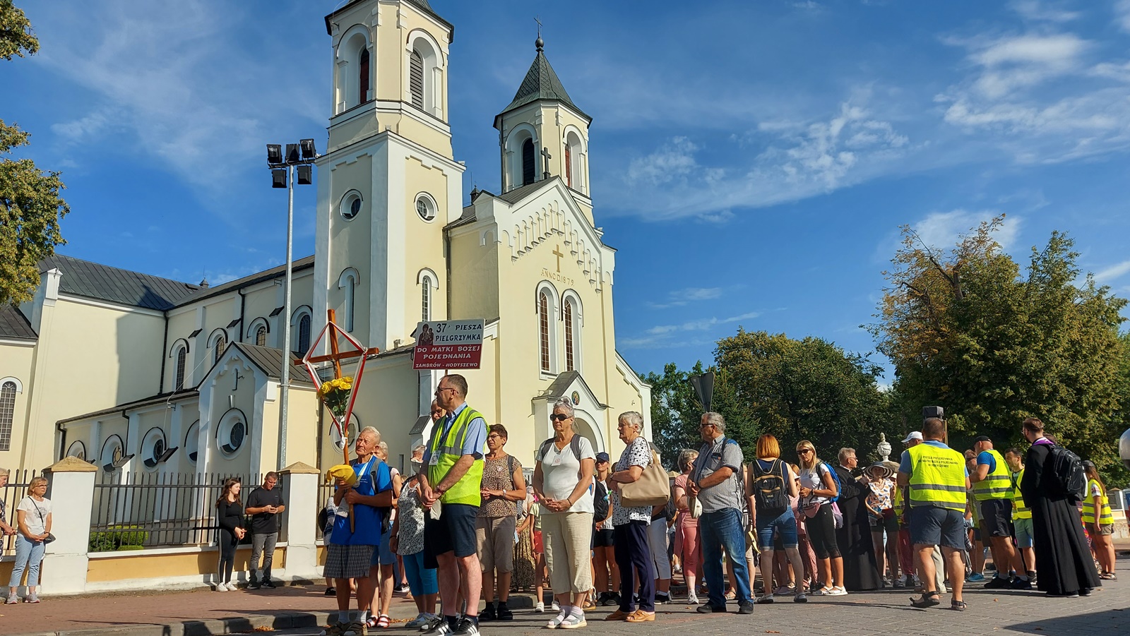 Pielgrzymka z Zambrowa do Sanktuarium Matki Bożej Pojednania w Hodyszewie