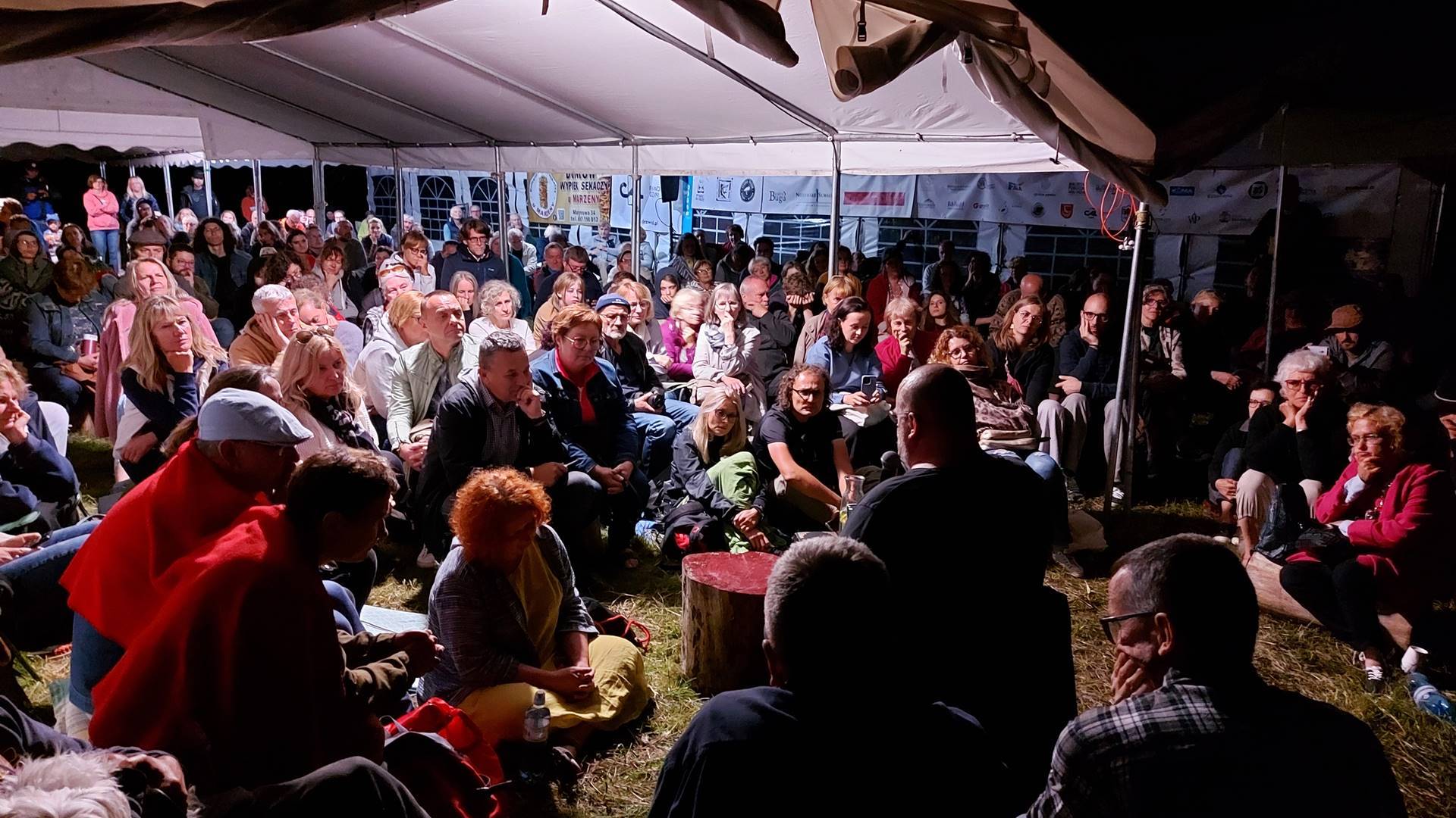 Festiwal literacki "Patrząc na Wschód" w Budzie Ruskiej