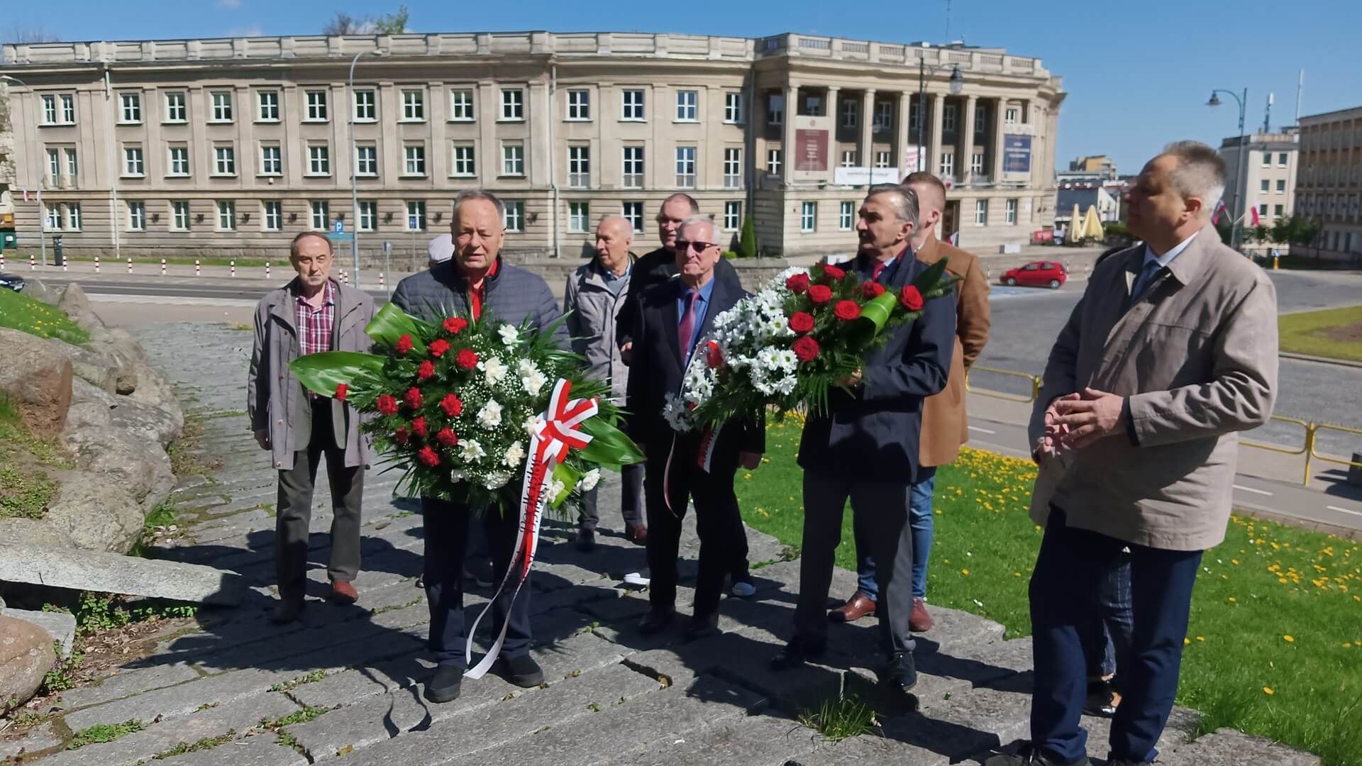 Członkowie i sympatycy Lewicy oraz związkowcy z OPZZ-u wzięli udział w uroczystości z okazji Święta Pracy