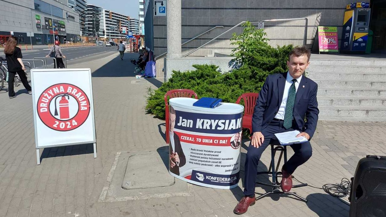 Kandydat Konfederacji do Europarlamentu Jan Krysiak przedstawił w Białymstoku swój program wyborczy