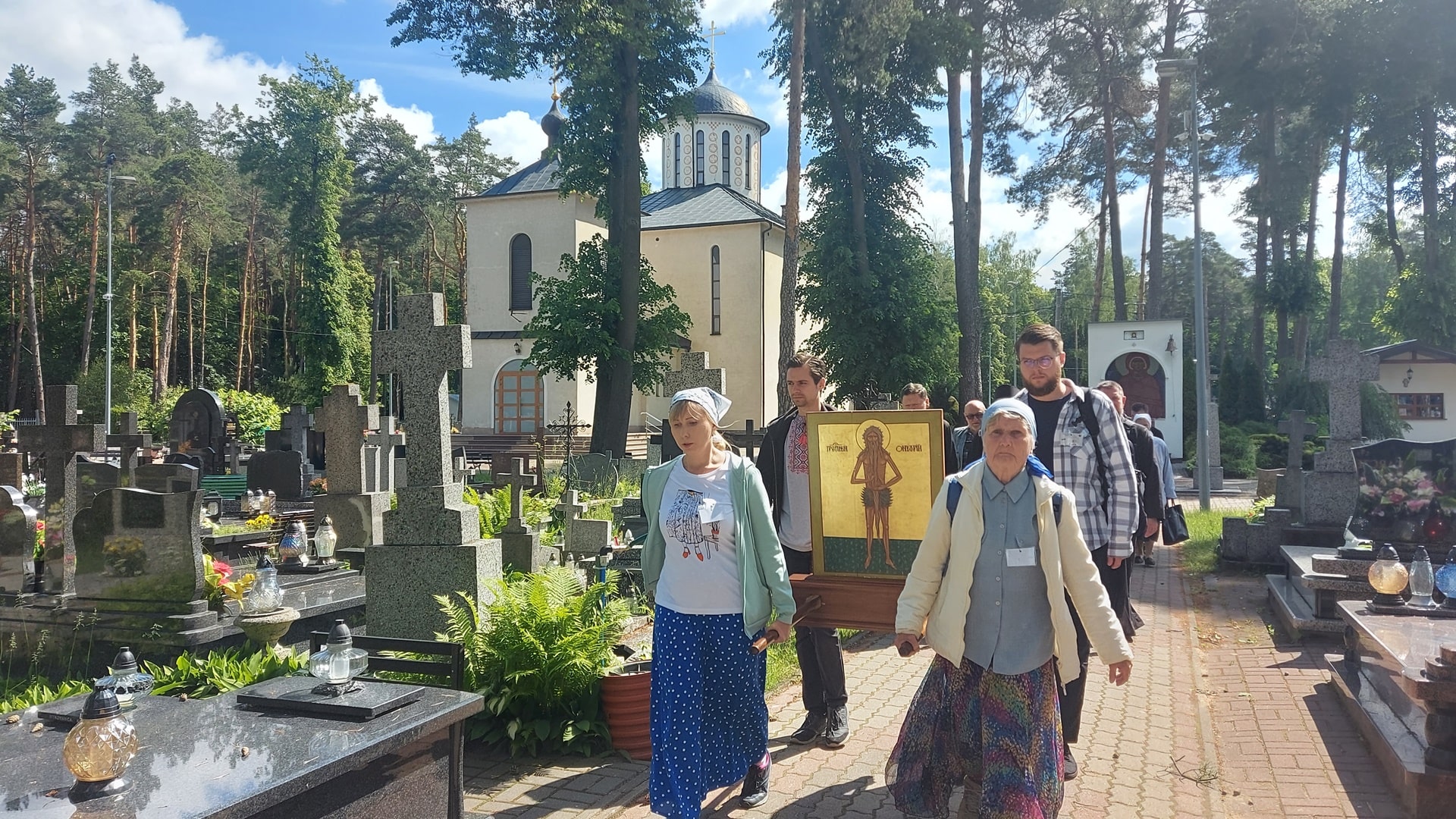 Z Białegostoku wyruszyła prawosławna pielgrzymka do monasteru w Jabłecznej