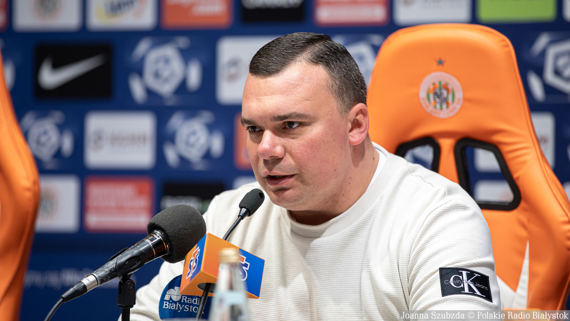 Adrian Siemieniec: Bardzo się cieszymy ze zwycięstwa, ale zdajemy sobie sprawę, że to dopiero połowa