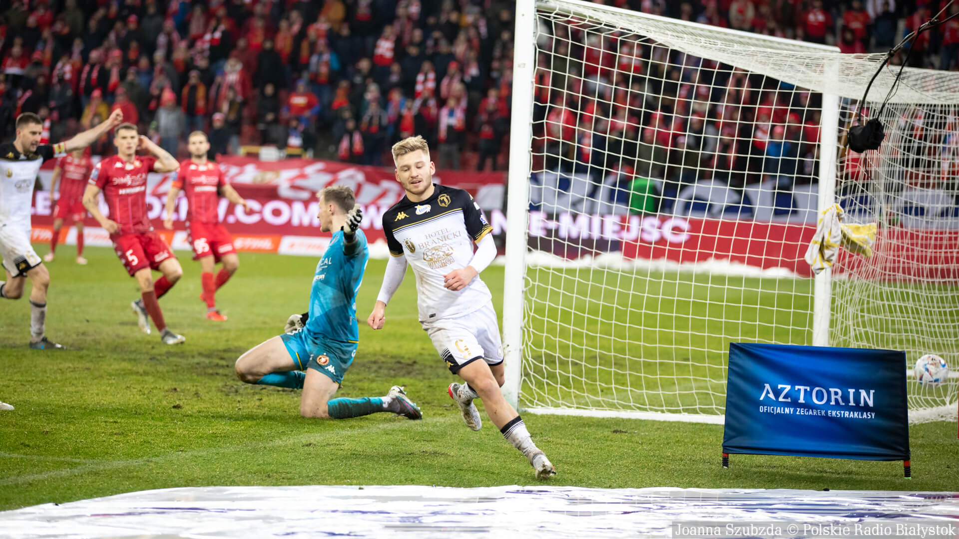 Jagiellonia Białystok remisuje z Widzewem po golu samobójczym [zdjęcia]