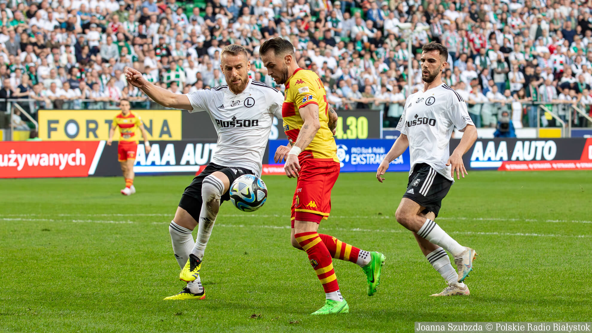 Jagiellonia remisuje z Legią Warszawa i wciąż prowadzi w tabeli [zdjęcia]