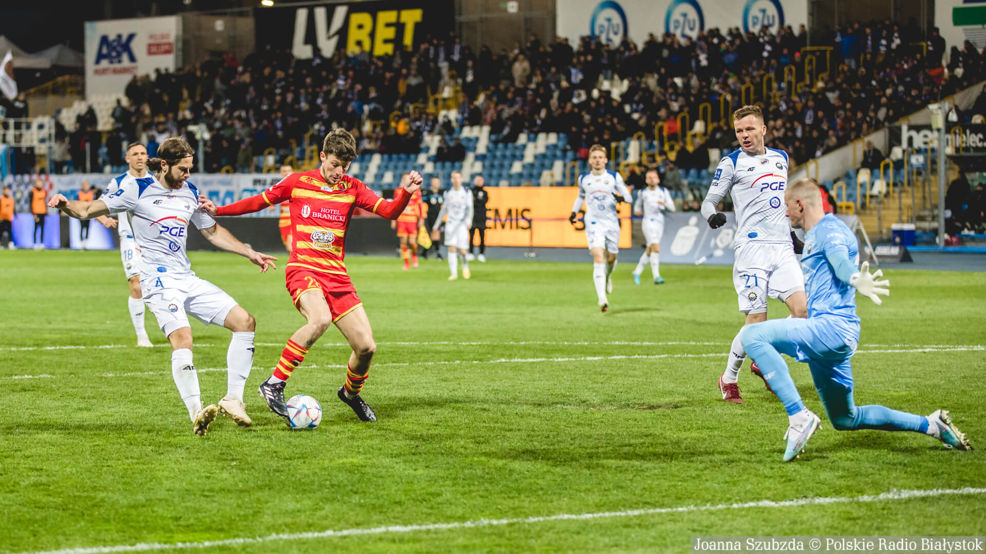 Ciągle bez wygranej na wyjeździe - Jagiellonia remisuje w Mielcu [zdjęcia, wideo]