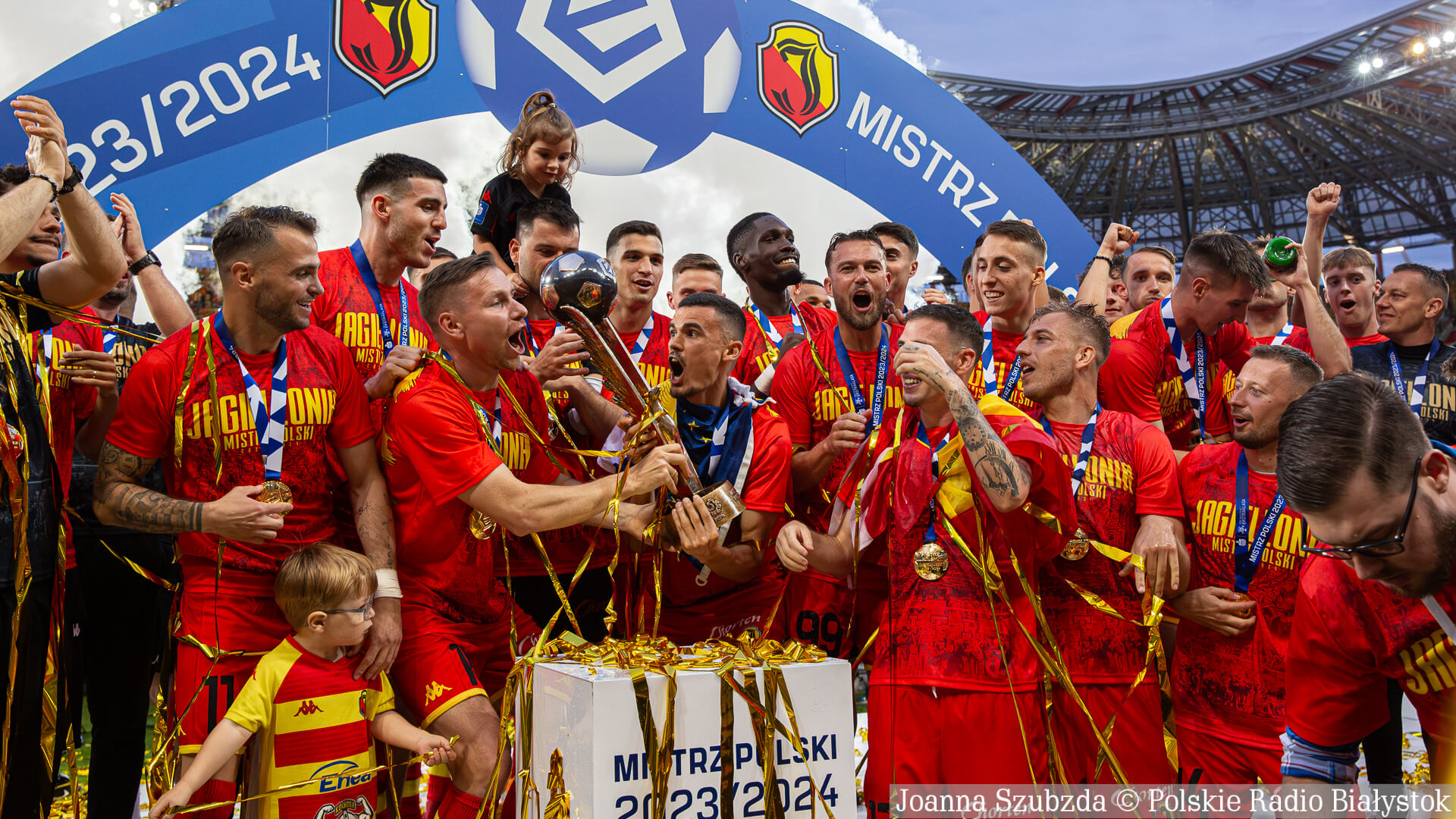 Piłkarze i sztab Jagiellonii dostaną pieniądze z budżetu Białegostoku za mistrzostwo