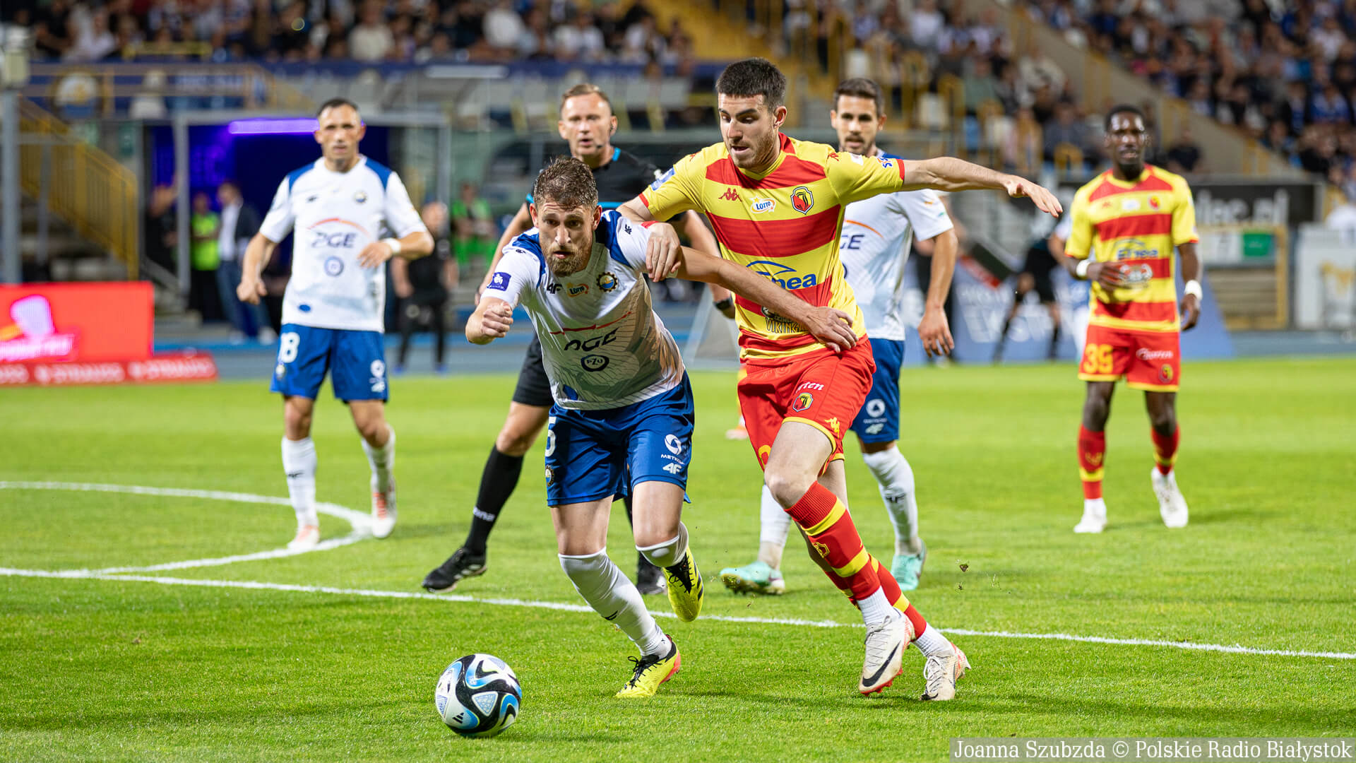 Niespodzianka w Mielcu - Jagiellonia przegrywa ze Stalą [zdjęcia, wideo]