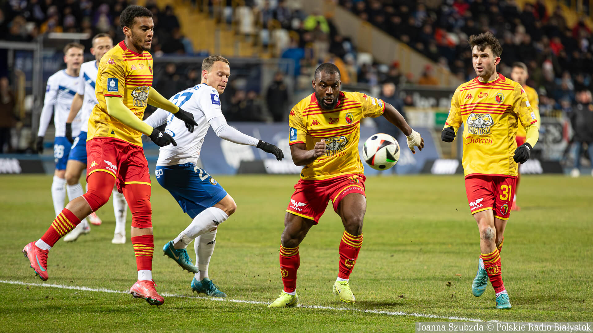 Jagiellonia Białystok przegrywa ze Stalą Mielec [zdjęcia, wideo]