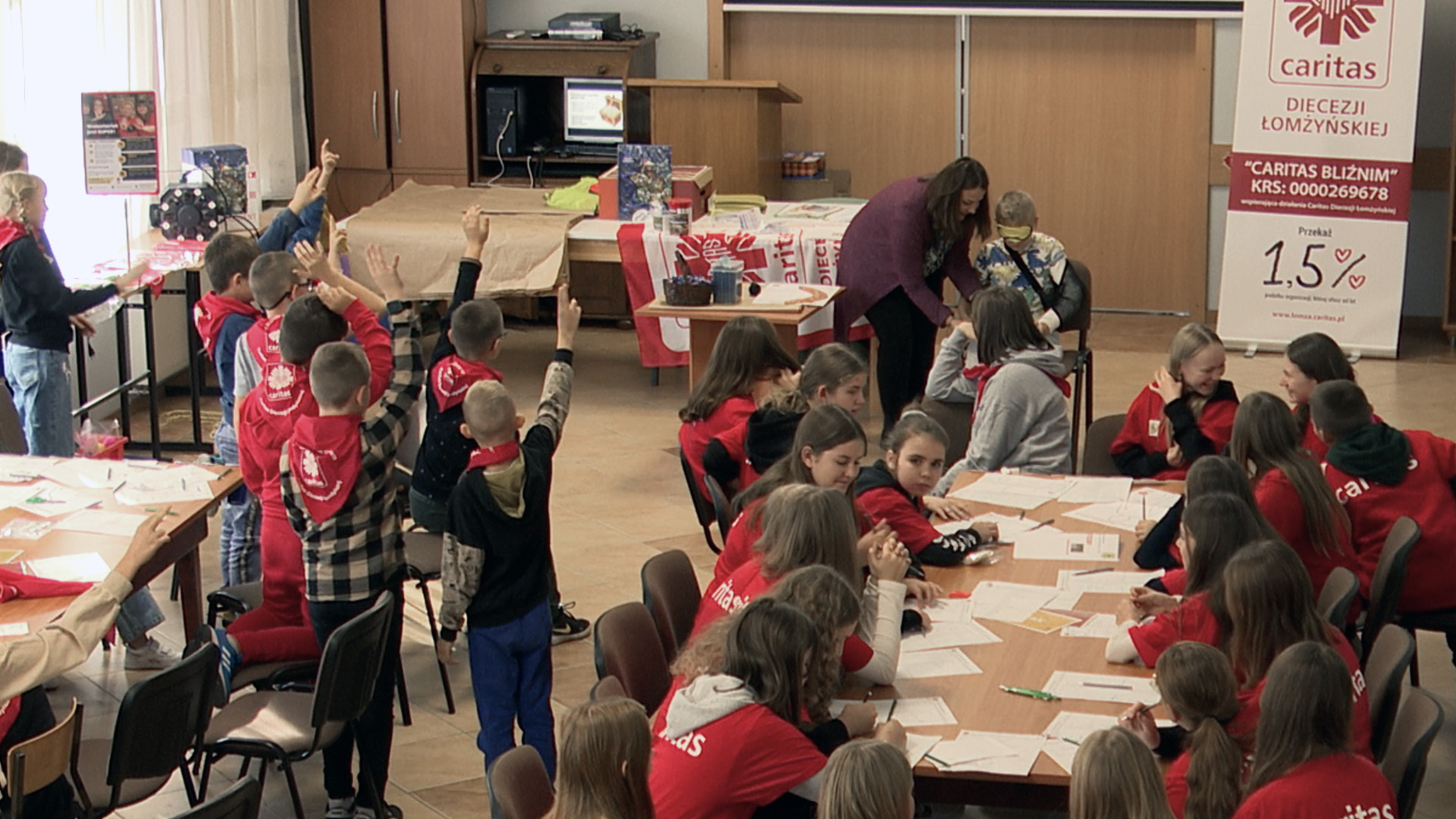 Najmłodsi wolontariusze z Caritas Diecezji Łomżyńskiej uczą się, jak pomagać