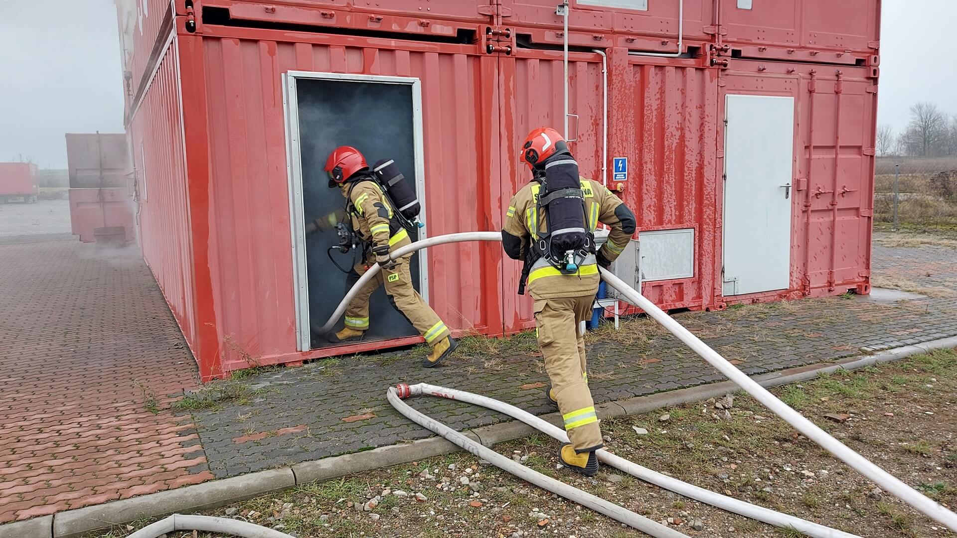 Podlascy strażacy stale doskonalą swoje umiejętności. "Szkolimy się do ostatniego dnia służby" [zdjęcia]