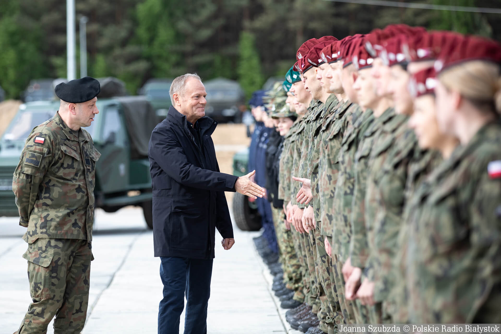 Premier Donald Tusk: poproszę MON, żeby przygotowało prezentację "Tarczy Wschód"