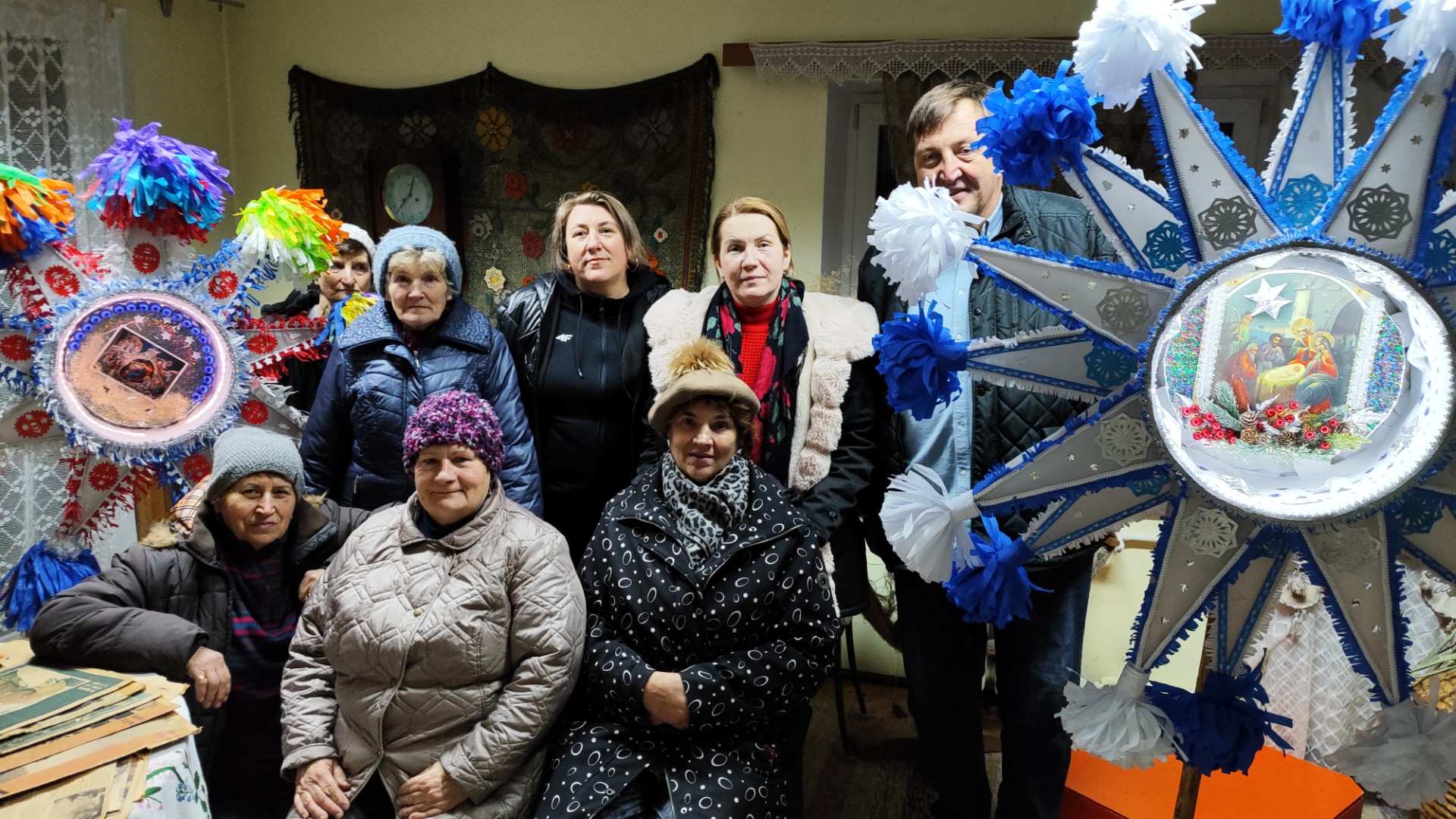 "Orzeszkowe Babeczki" z okolic Hajnówki podtrzymują tradycje kolędnicze
