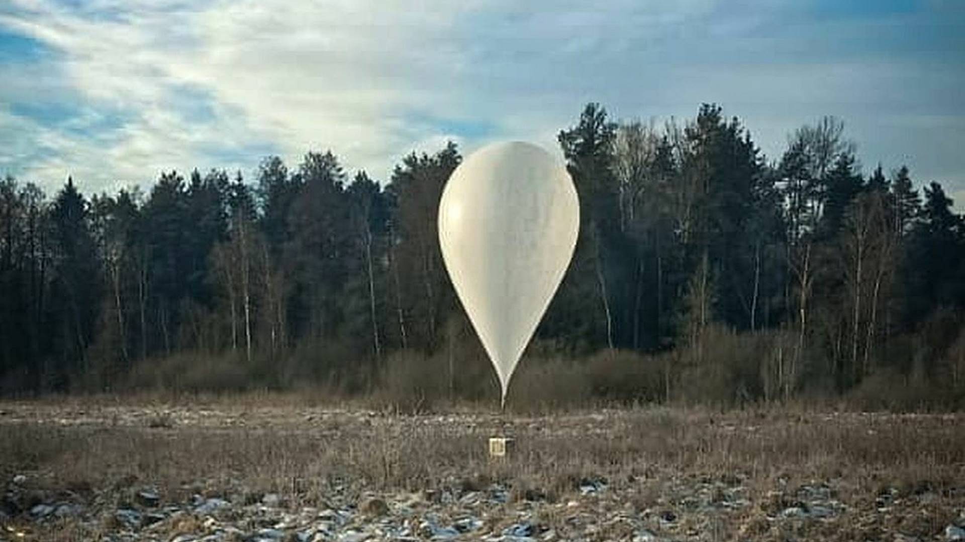 Kolejny balon z papierosami, tym razem znaleziony w rejonie Sokółki