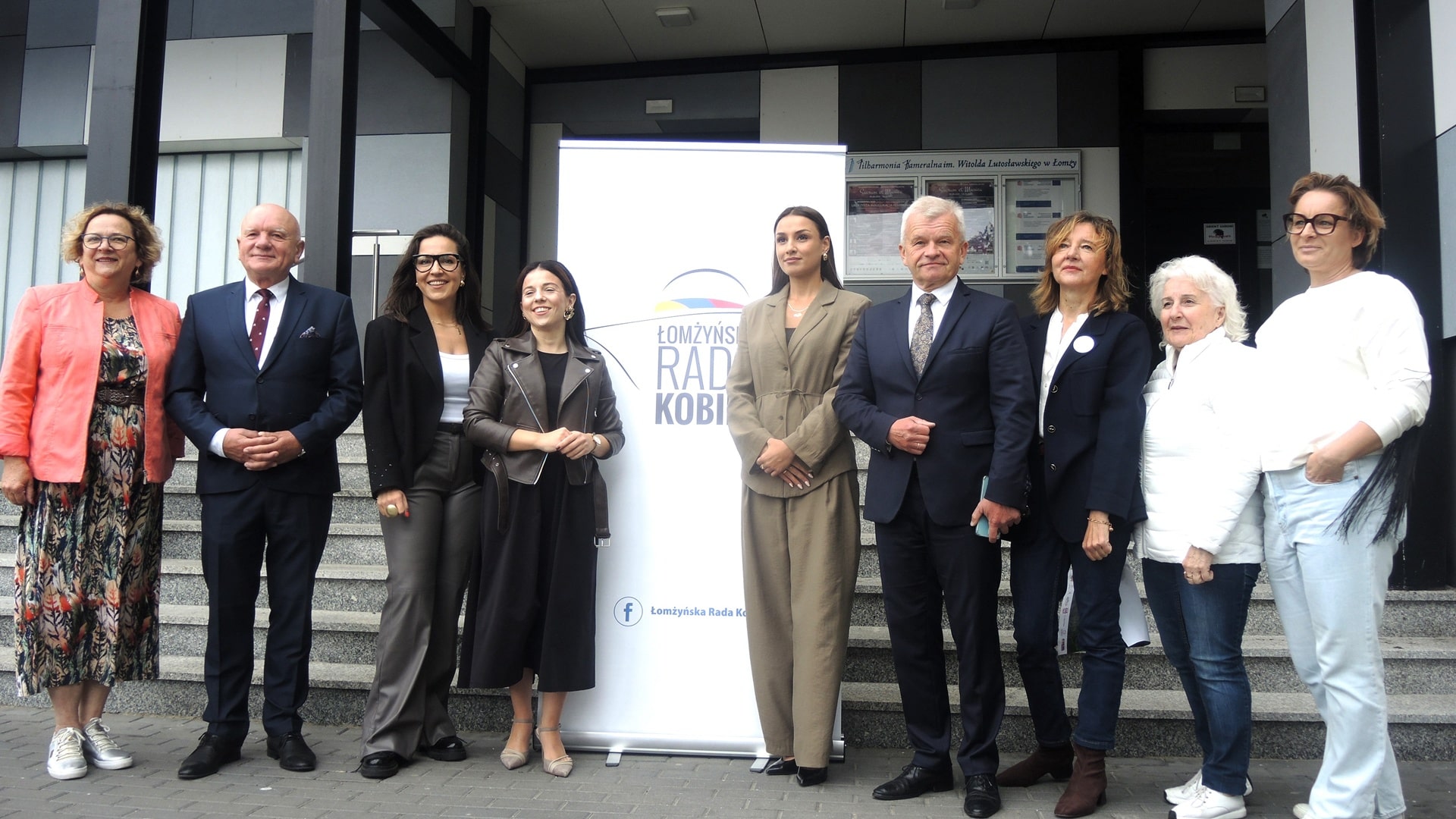 "Kobiece drogi" po raz drugi powiodą do Łomży. Forum i wybór Łomżynianki Roku