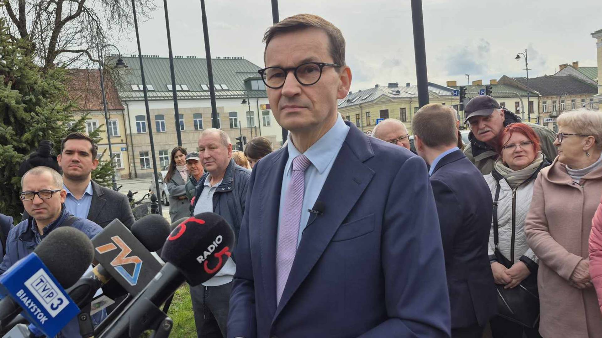Były premier Mateusz Morawiecki w Podlaskiem. Sprzeciwia się paktowi migracyjnemu