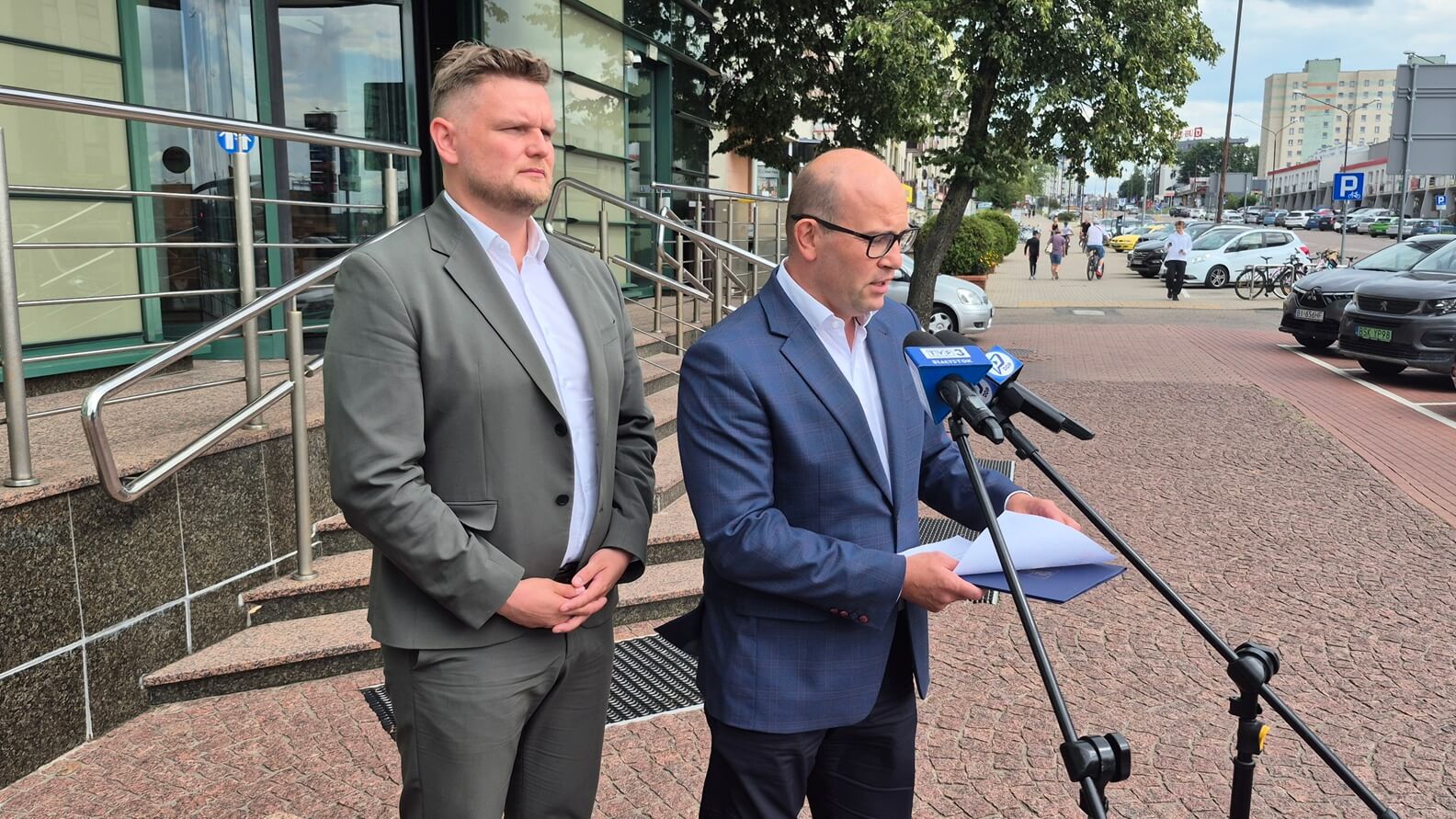 PiS chce nadzwyczajnej sesji sejmiku w sprawie PKS Nova i centrum dla cudzoziemców