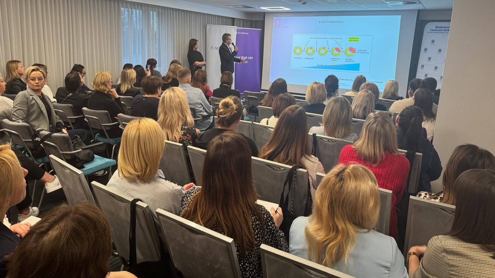 Opieka nad chorym na raka - ma być blisko, szybko i opiekuńczo