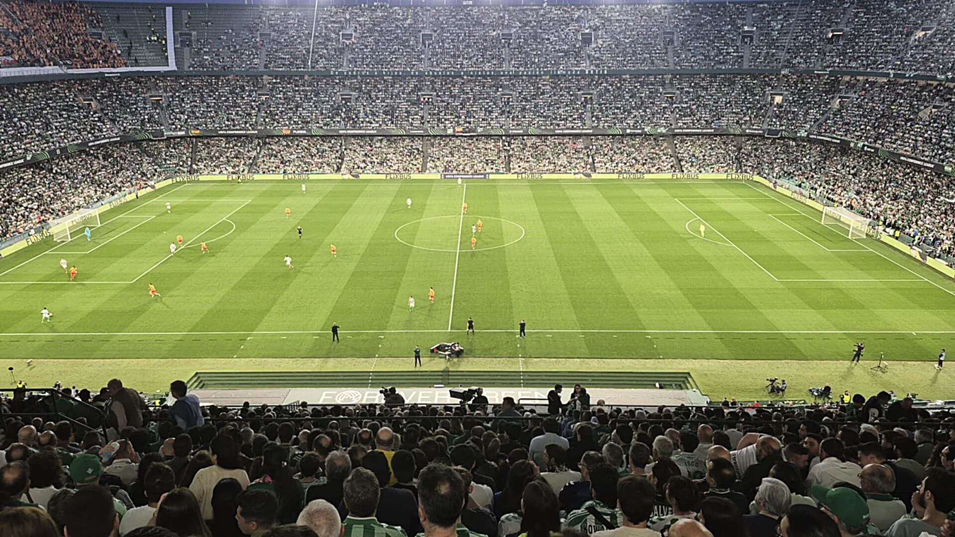 Real Betis wygrywa z Jagiellonią 2:0 w pierwszym meczu o półfinał europejskich rozgrywek [transmisja]