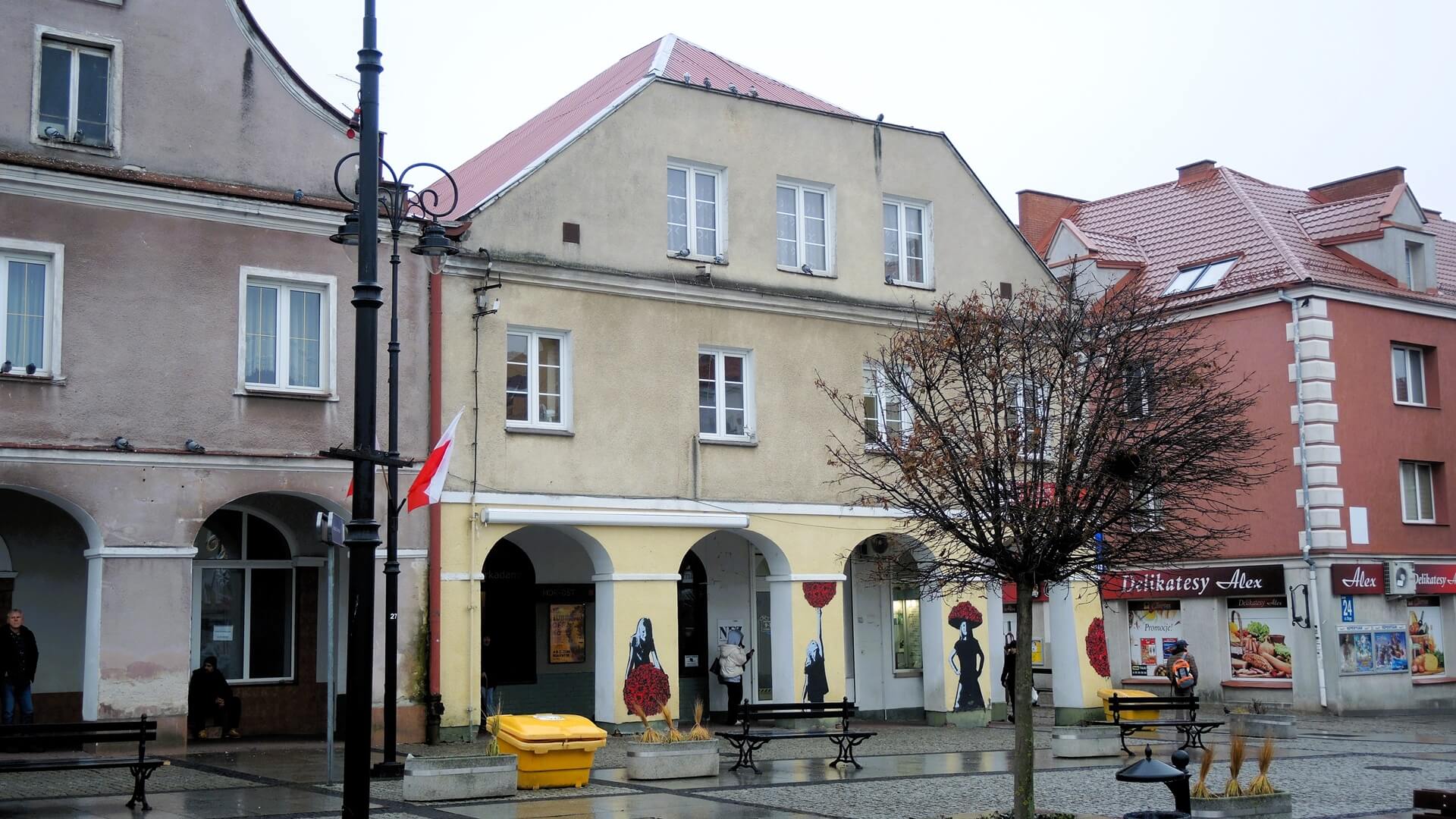 Kamieniczka na sprzedaż, instytucje się przeniosą