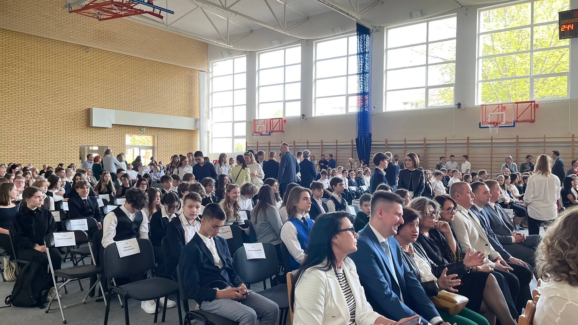 Najlepsi olimpijczycy z nagrodami od podlaskiej kurator oświaty