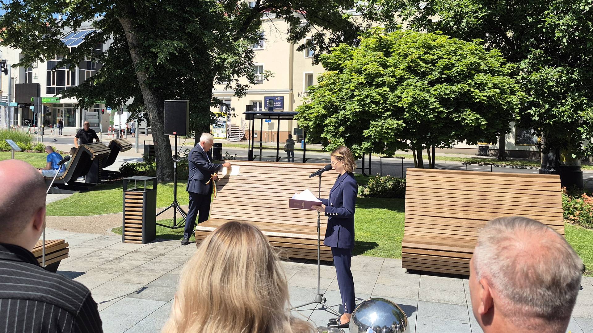 Skwer z historią. Białystok uhonorował 1000-lecie Korony Polskiej