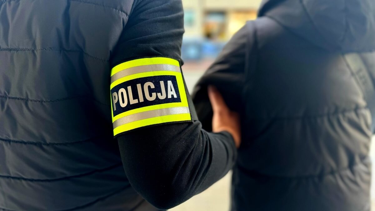 Wiercili dziury w bakach i kradli paliwo w Białymstoku