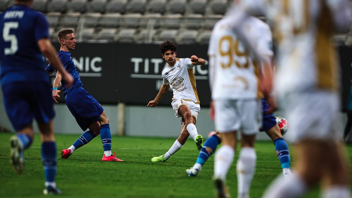 Jagiellonia Białystok remisuje z zespołem z Ligi Mistrzów