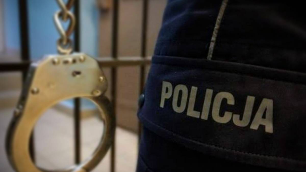 Oszust podszywał się pod urzędnika - wyłudził kody BLIK na 120 tys. zł