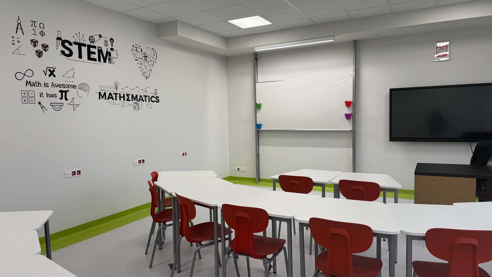 Uczniowie Szkoły Podstawowej w Płocicznie-Tartak skorzystają z nowych sal lekcyjnych i kapsuł ciszy