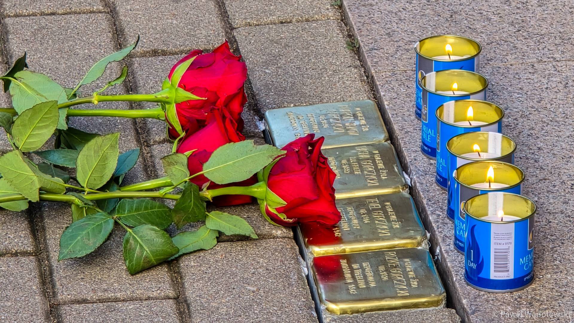 W Grajewie wmurowano kamienie pamięci poświęcone żydowskiej rodzinie Gorczyckich